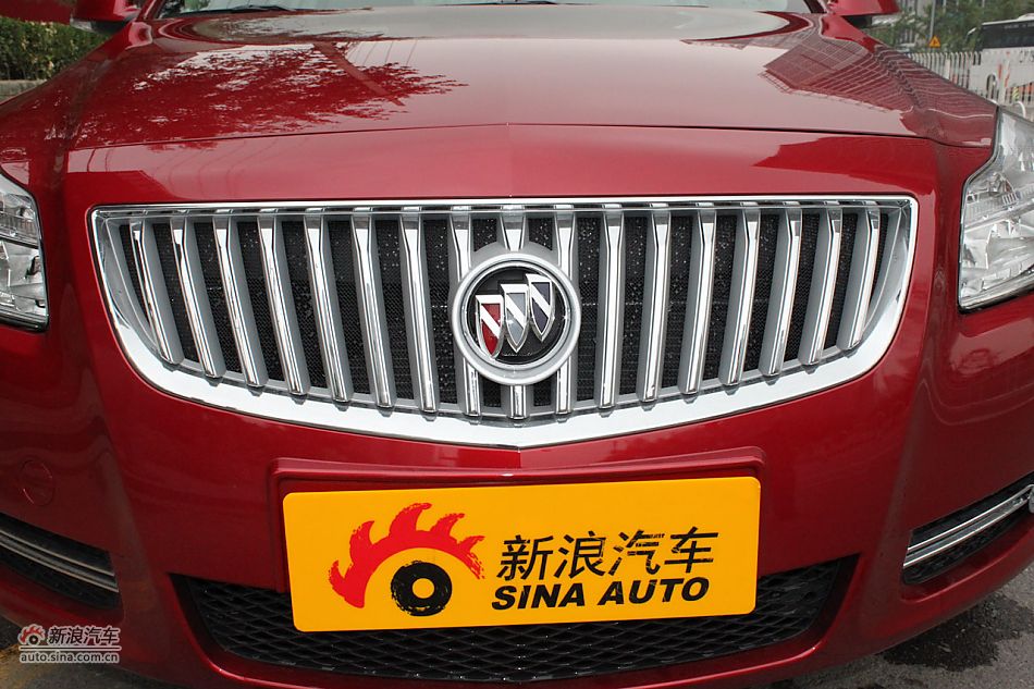 新君威外观细节