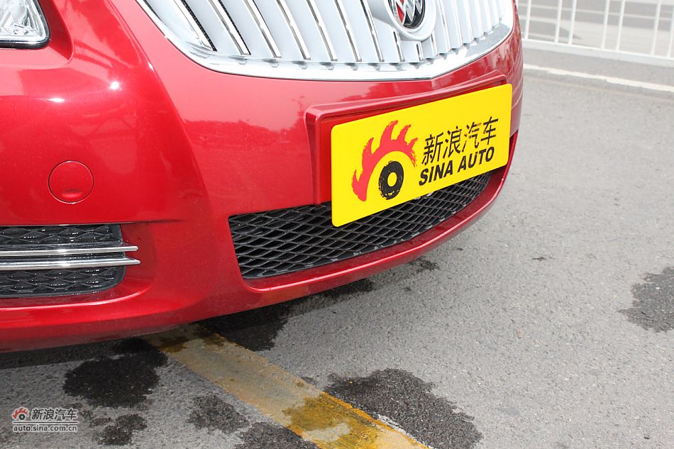 新君威外观细节