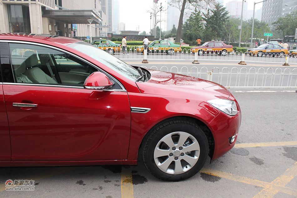 新君威外观细节