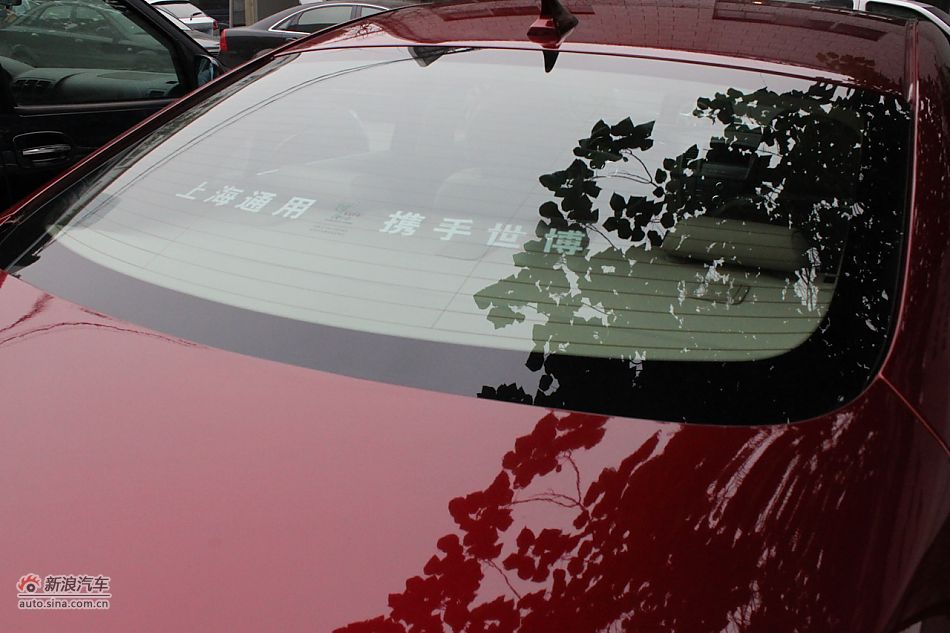 新君威外观细节