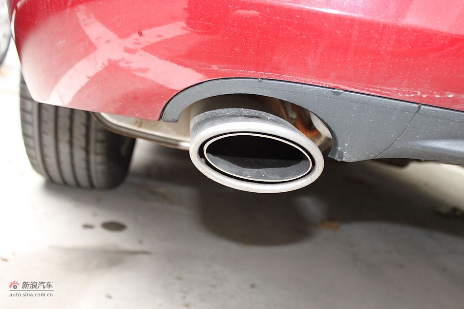 新君威外观细节