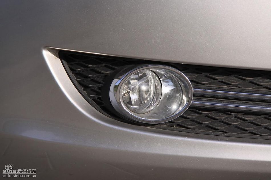 别克新君威2.0T外观实拍图