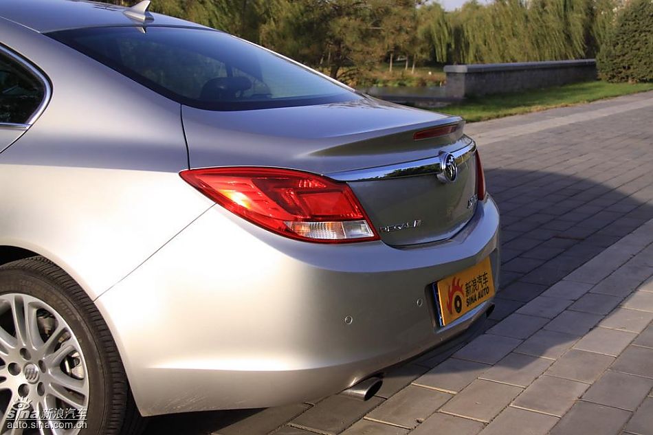 别克新君威2.0T外观实拍图