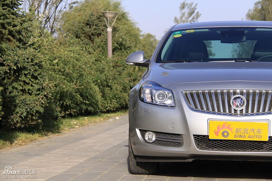 别克新君威2.0T外观实拍图