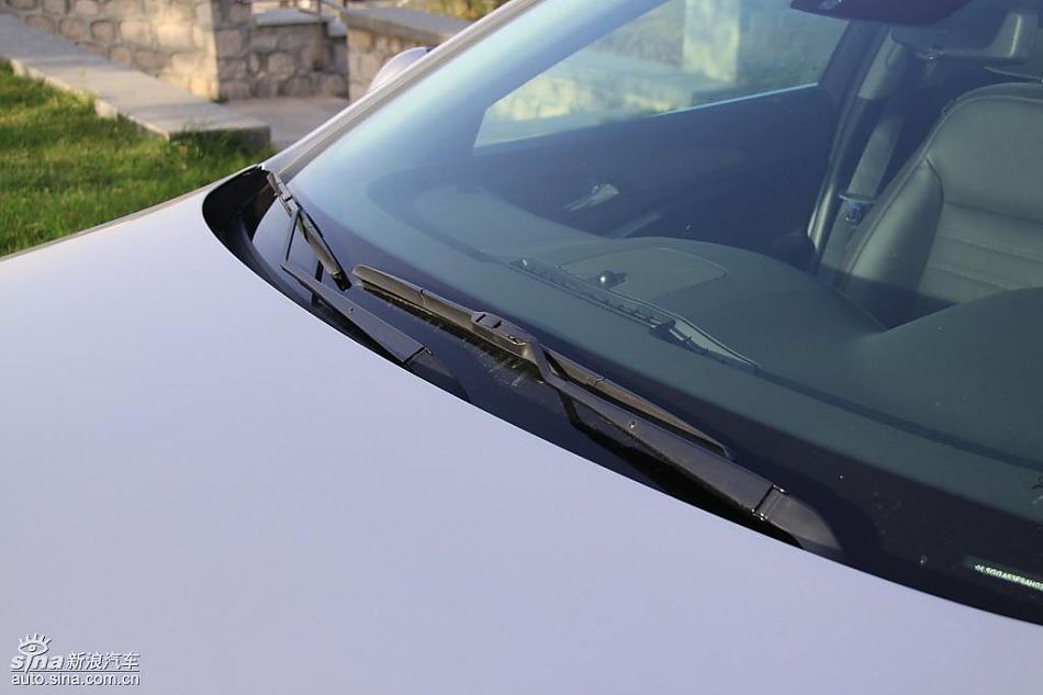 别克新君威2.0T外观实拍图