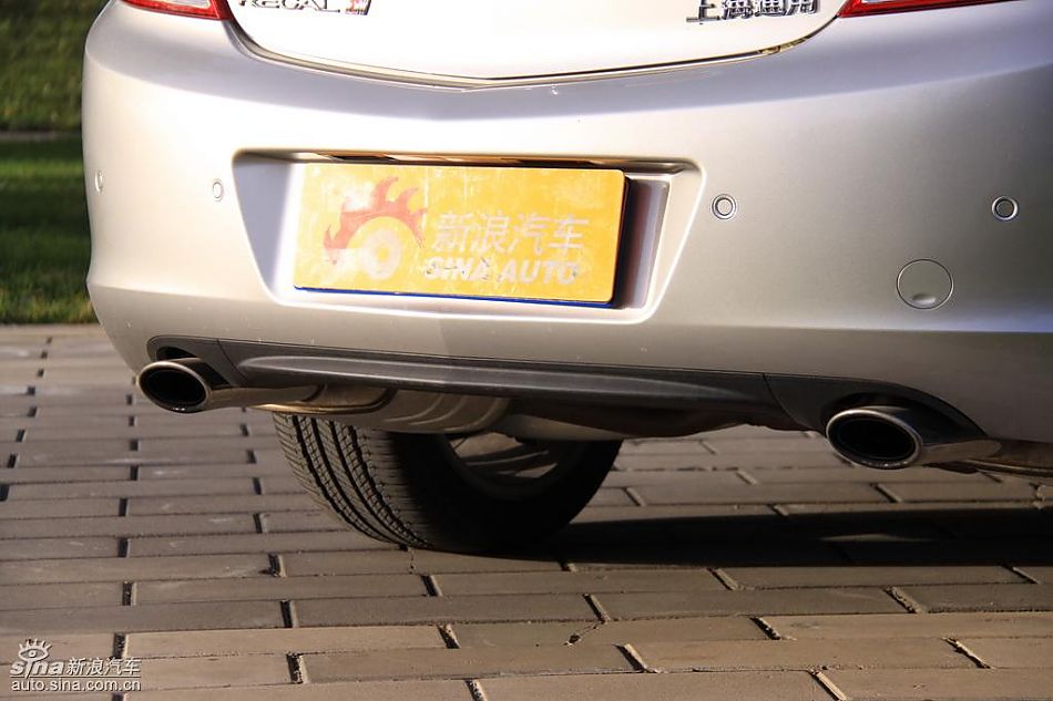 别克新君威2.0T外观实拍图