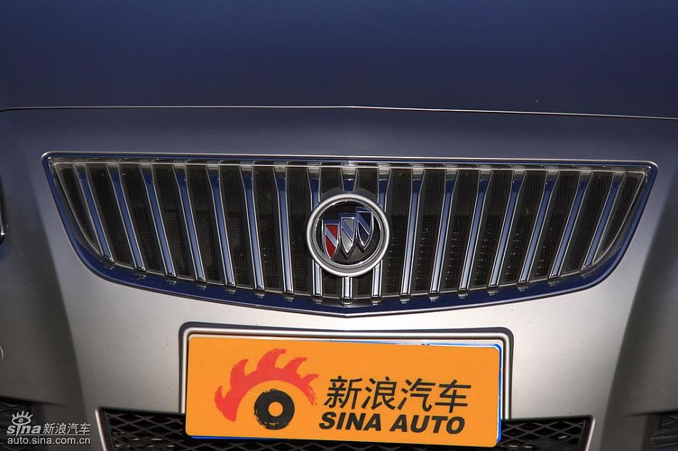 别克新君威2.0T外观实拍图