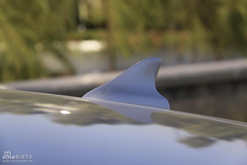 别克新君威2.0T外观实拍图