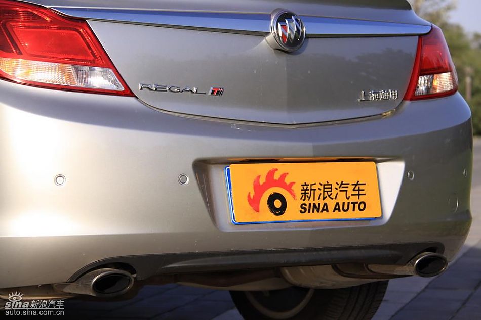 别克新君威2.0T外观实拍图