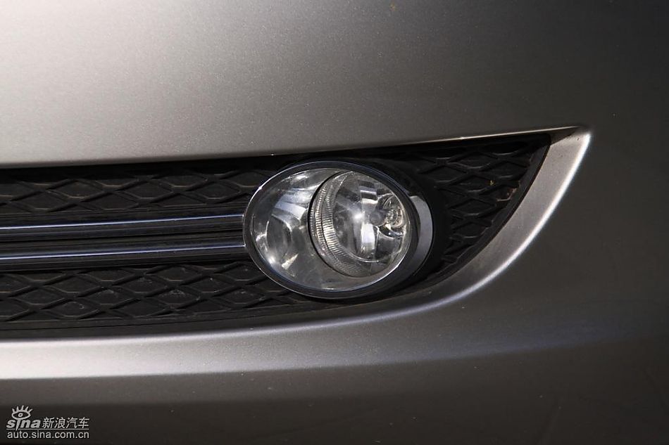 别克新君威2.0T外观实拍图