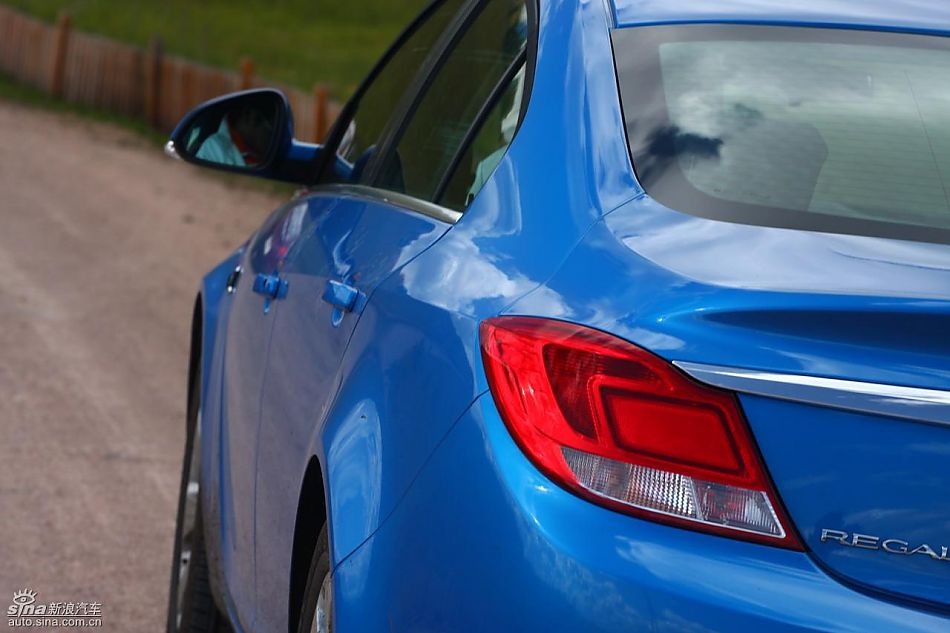 别克新君威1.6T实拍图外观