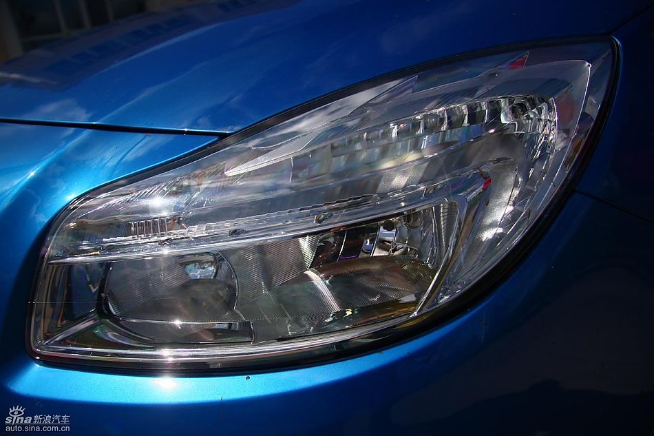 别克新君威1.6T实拍图外观