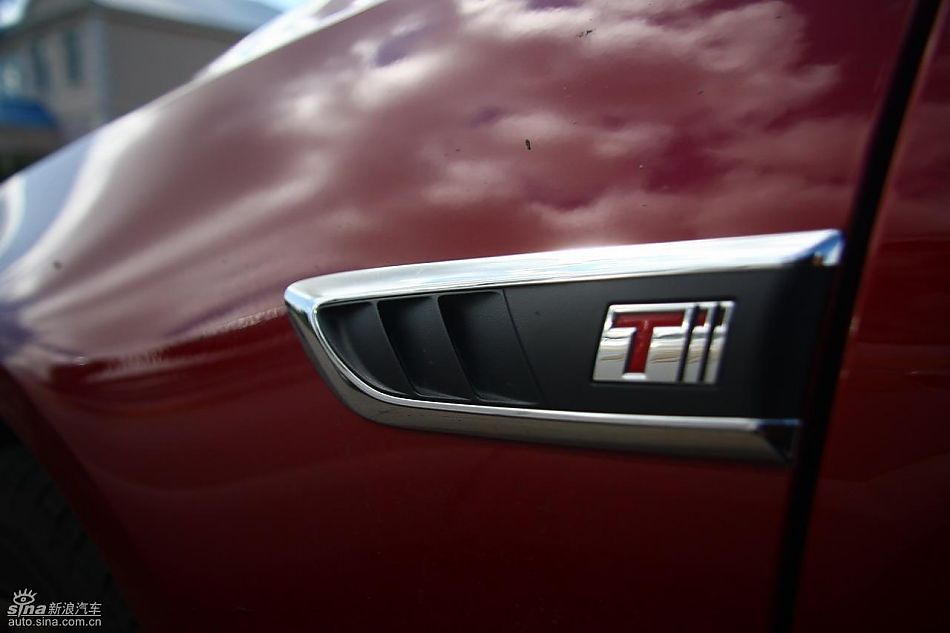 别克新君威1.6T实拍图外观