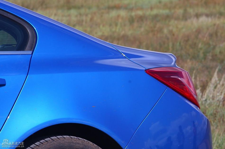 别克新君威1.6T实拍图外观