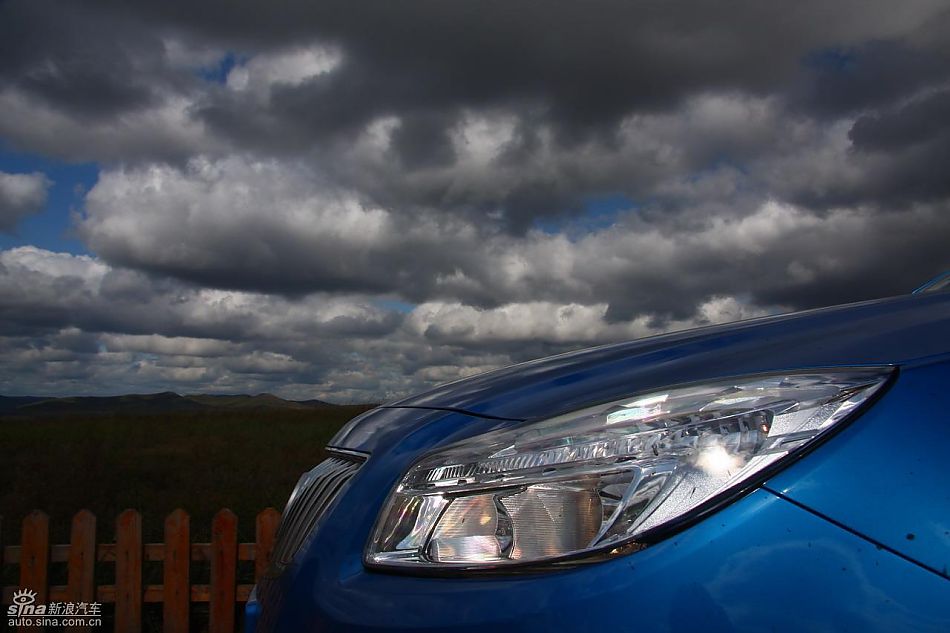 别克新君威1.6T实拍图外观