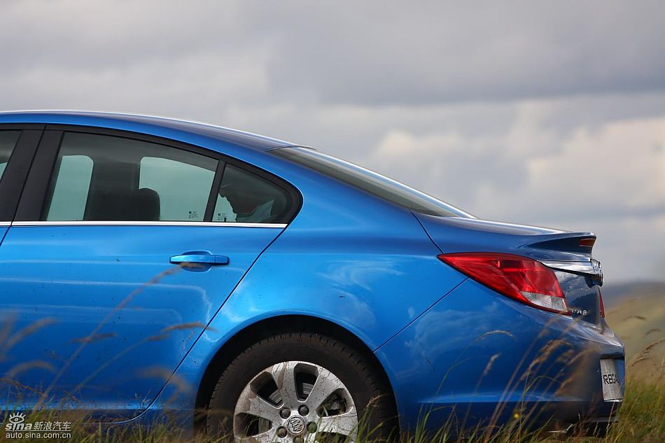 别克新君威1.6T实拍图外观