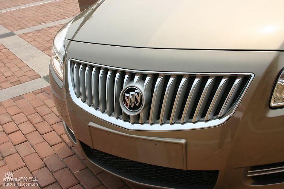 上海通用新君威1.6T到店实拍-外观