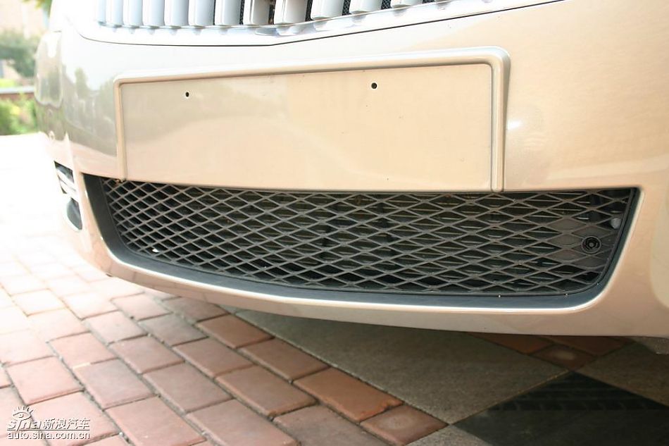 上海通用新君威1.6T到店实拍-外观