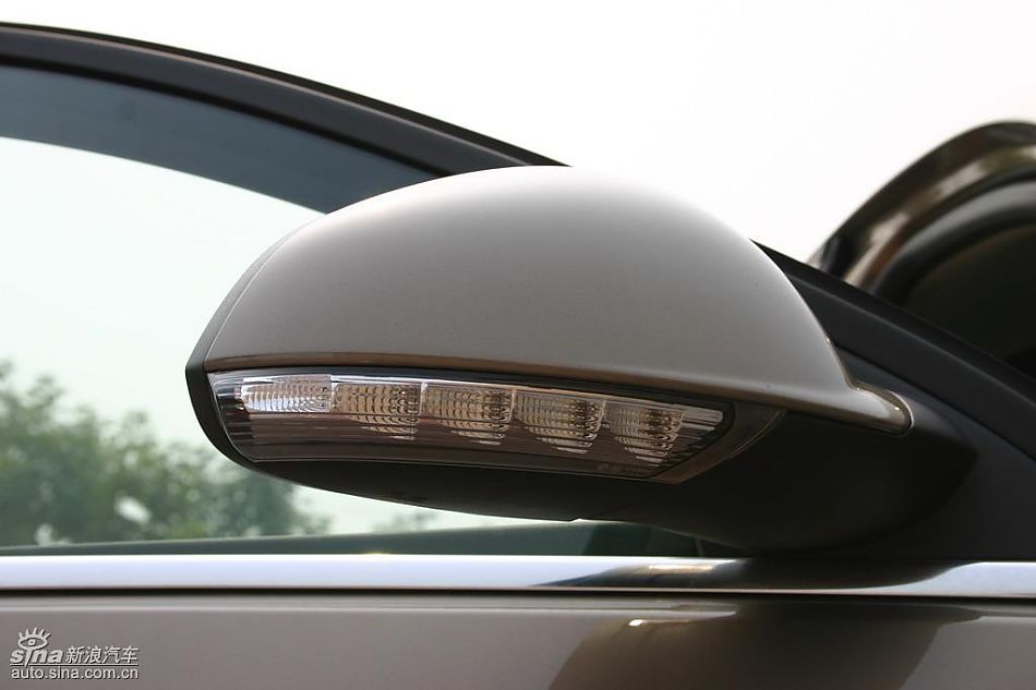 上海通用新君威1.6T到店实拍-外观