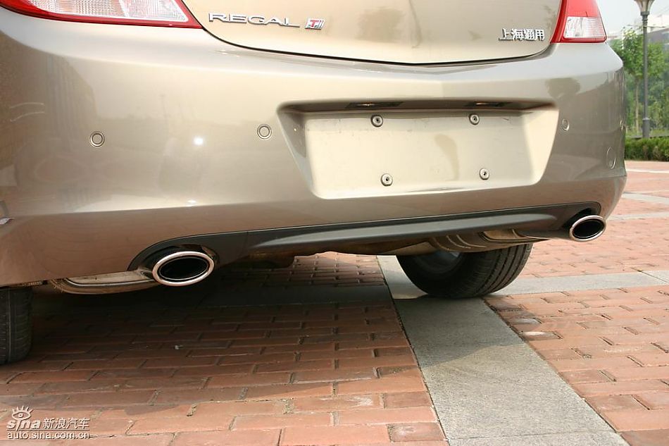 上海通用新君威1.6T到店实拍-外观