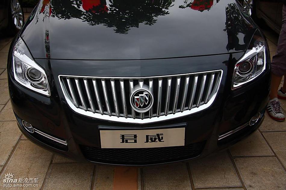 别克新君威2.0T试驾实拍图外观