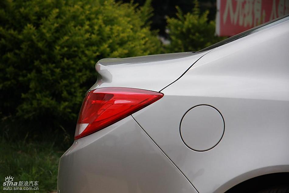 别克新君威2.0T试驾实拍图外观