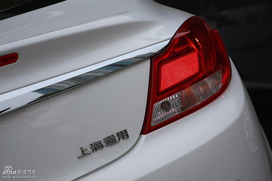 别克新君威2.0T试驾实拍图外观