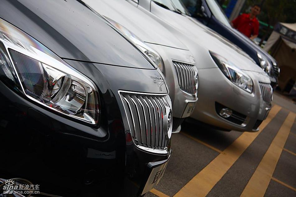 别克新君威2.0T试驾实拍图外观