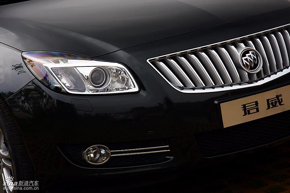 别克新君威2.0T试驾实拍图外观