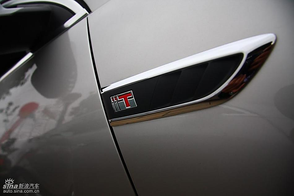 别克新君威2.0T试驾实拍图外观