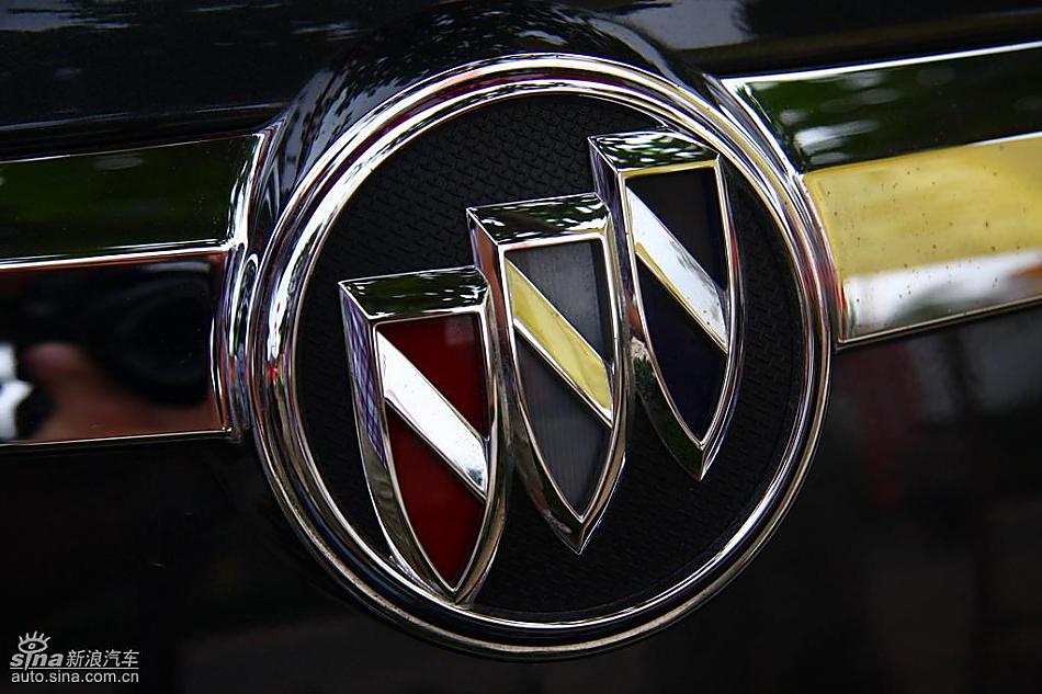 别克新君威2.0T试驾实拍图外观