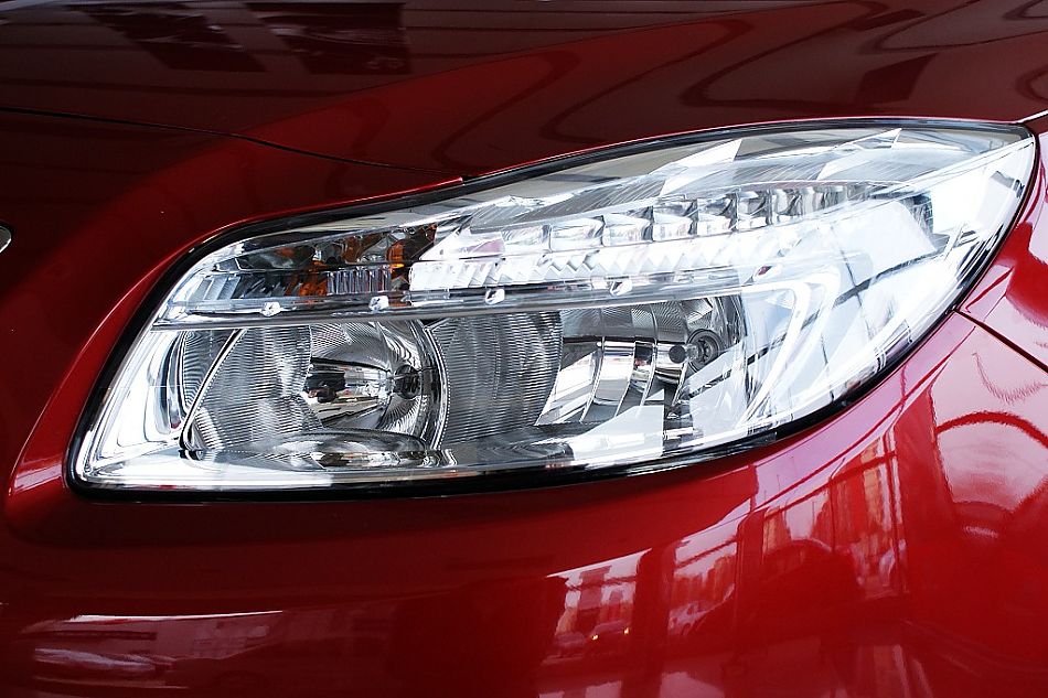 上海通用别克新君威到店实拍-外观