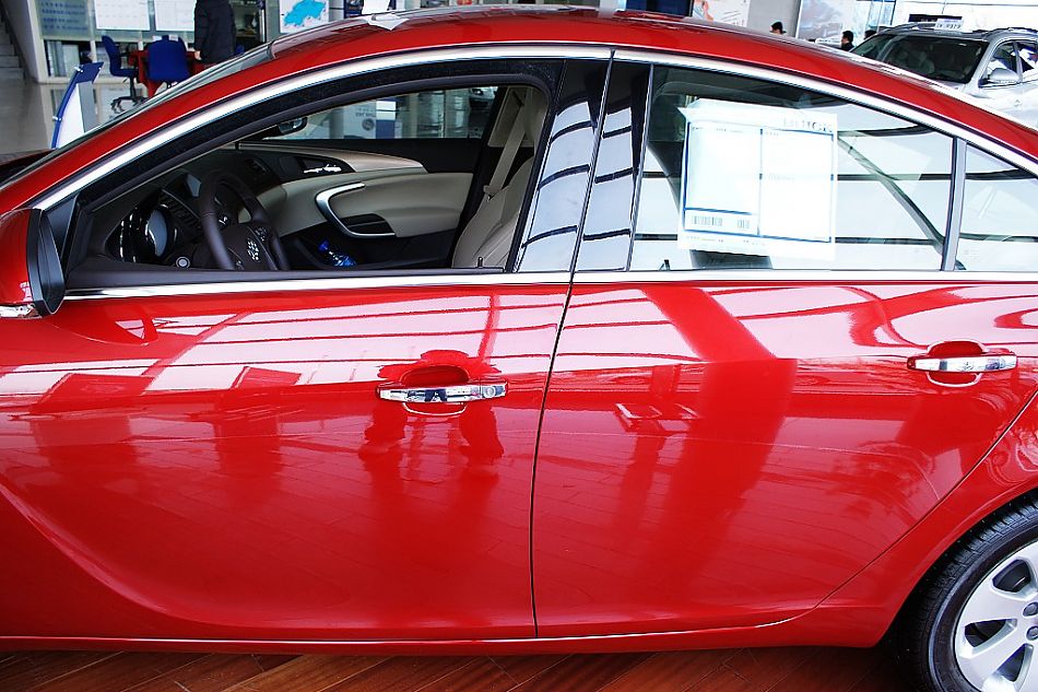 上海通用别克新君威到店实拍-外观