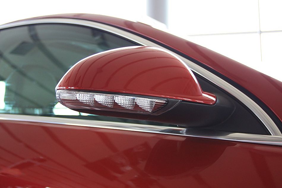 上海通用别克新君威到店实拍-外观