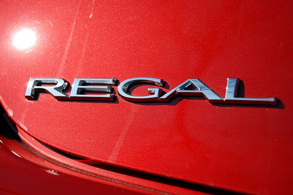 新君威2.0外观图片