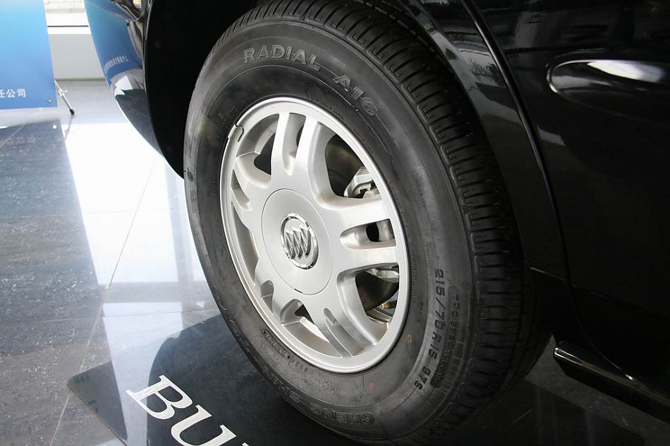 上海通用君威车轮