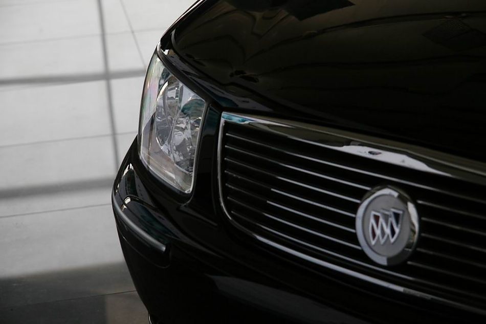 上海通用君威前脸