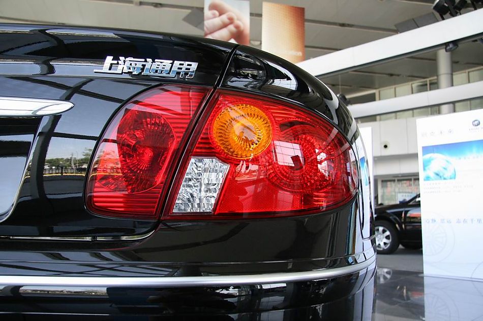 上海通用君威尾灯