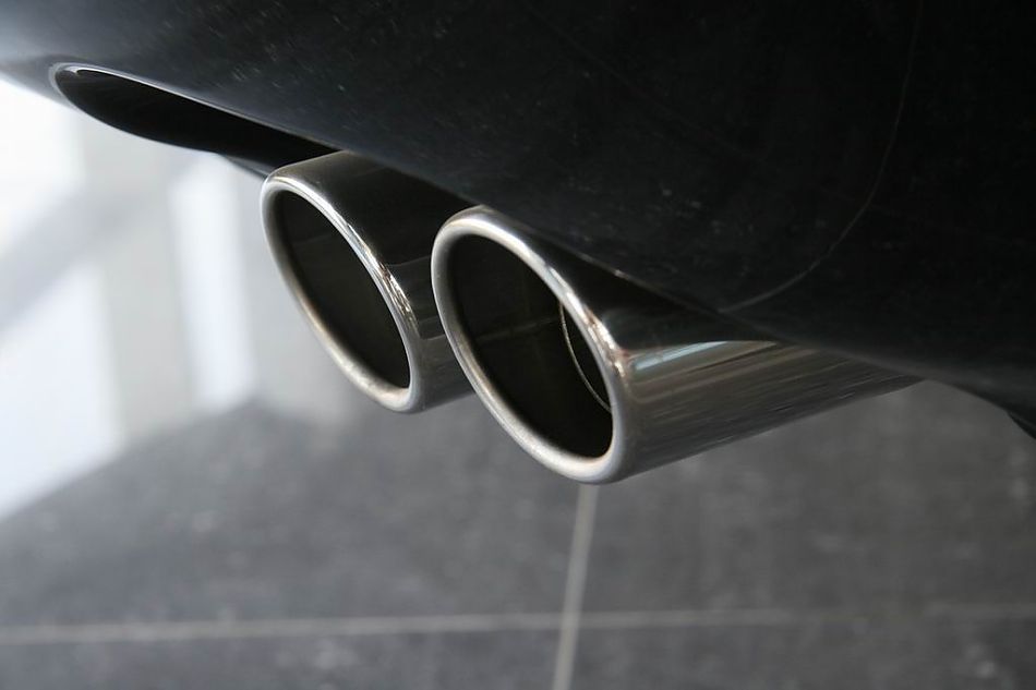 上海通用君威排气管