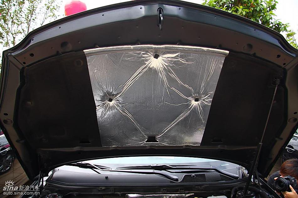 别克新君威2.0T试驾实拍图发动机与细节