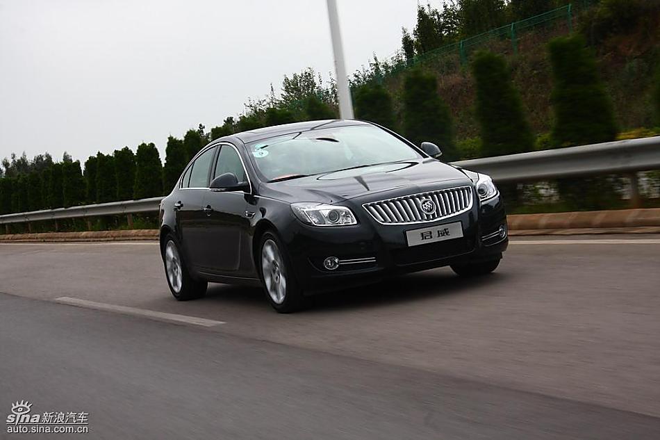 别克新君威2.0T试驾实拍图动态