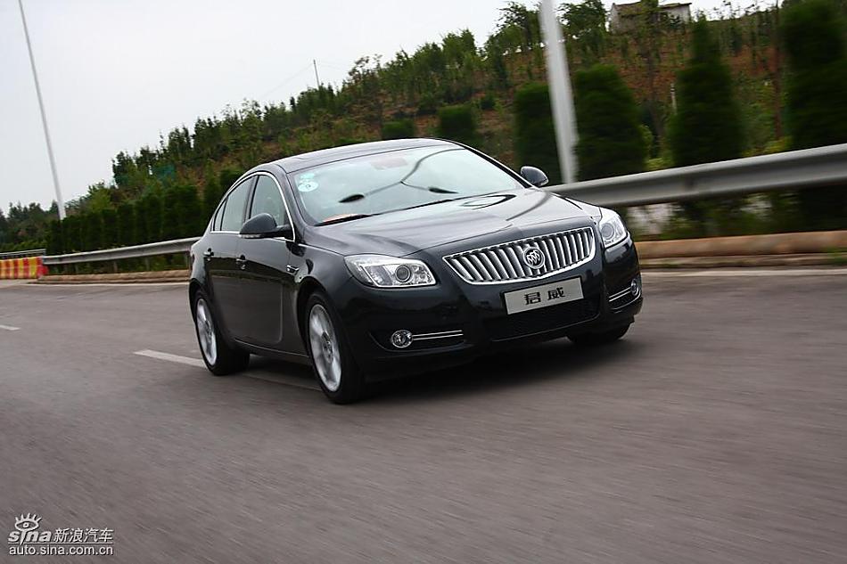 别克新君威2.0T试驾实拍图动态