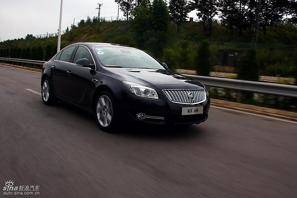 别克新君威2.0T试驾实拍图动态