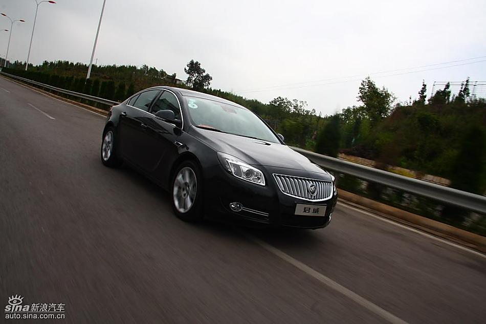 别克新君威2.0T试驾实拍图动态