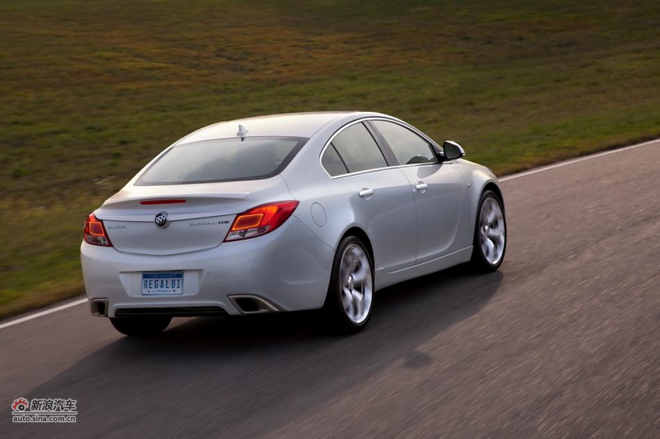 别克君威GS外观