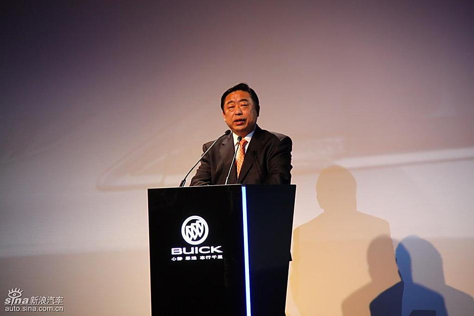 别克新君越上市现场图 上汽集团上海汽车董事长胡茂元致辞 