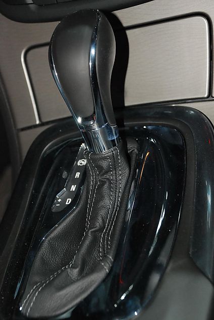 新君威正式亮相