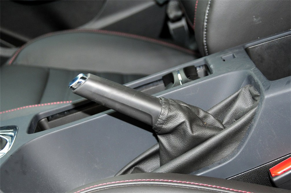 2013款 2.0T AT GS豪情运动版 内饰