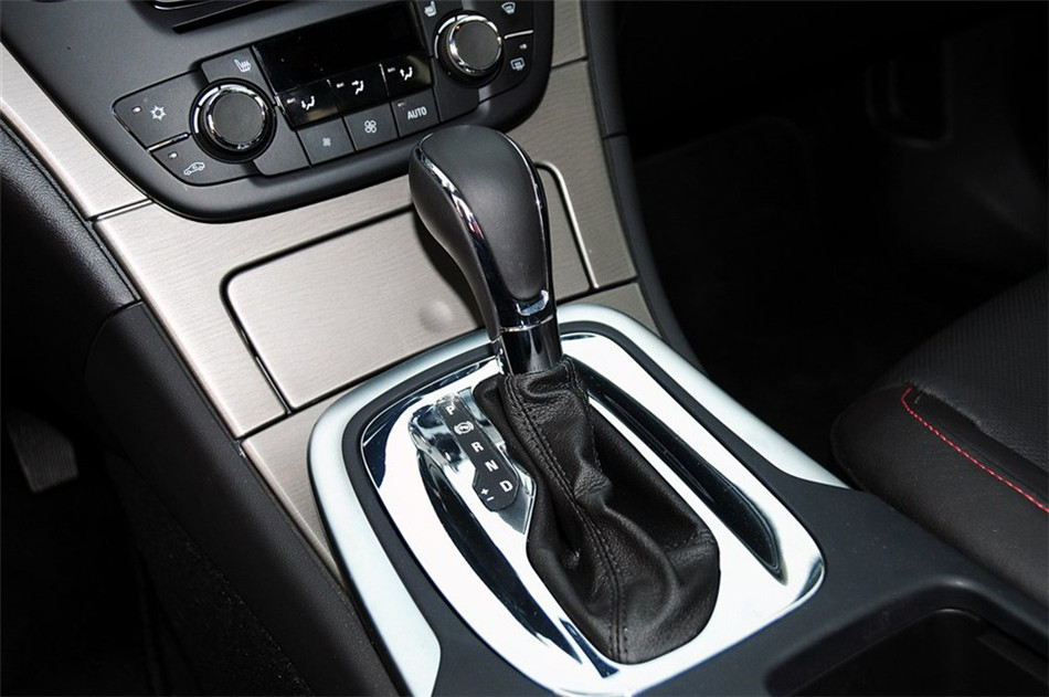 2013款 2.0T AT GS豪情运动版 内饰