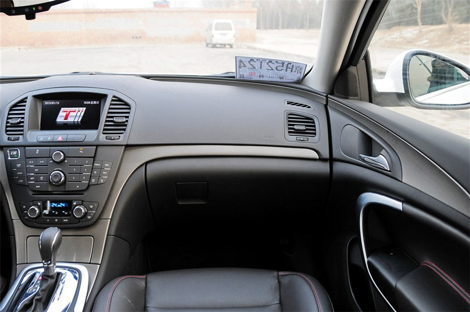 2013款 2.0T AT GS豪情运动版 内饰